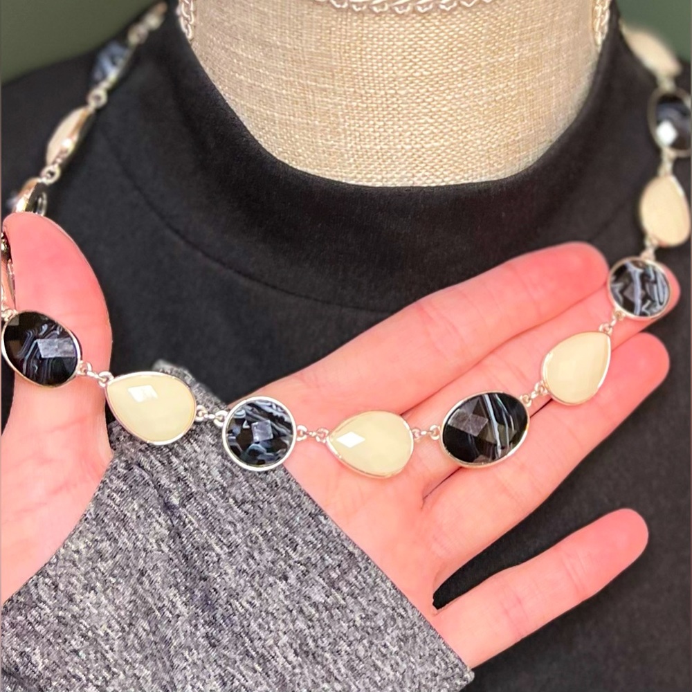 Vintage Black & White Glass Bead Adjustable Length Boho Necklace - Picture 3 of 9